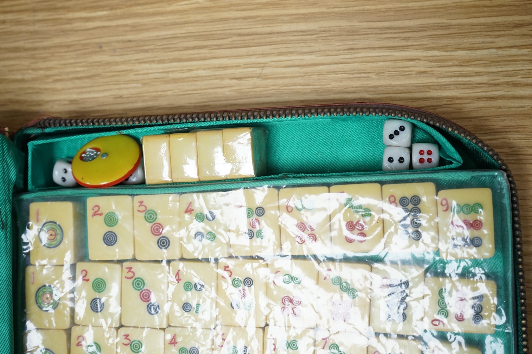 A Jackpot mahjong set